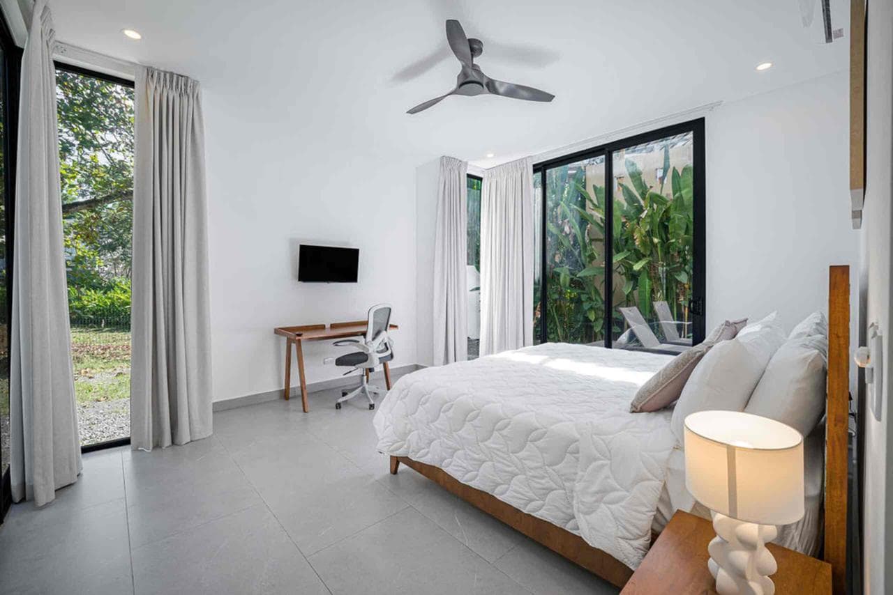 Luxury Beachfront in Hermosa Palms | 2 Homes with Private Beach Access, photo 13