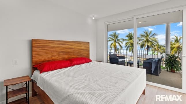 The Pacific Point 201, photo 16