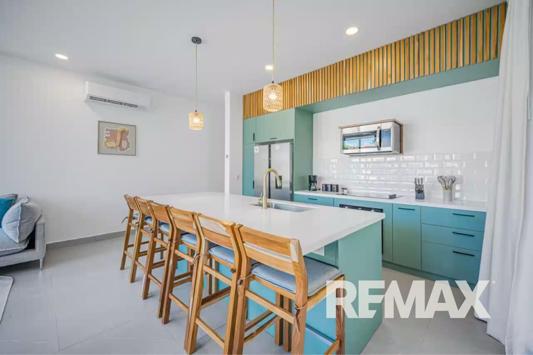 Luxury Beachfront in Hermosa Palms | 2 Homes with Private Beach Access, photo 4