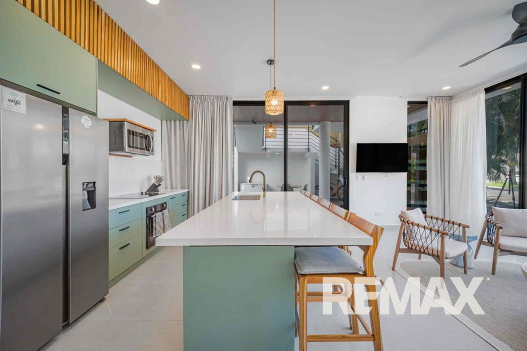 Luxury Beachfront in Hermosa Palms | 2 Homes with Private Beach Access, photo 7