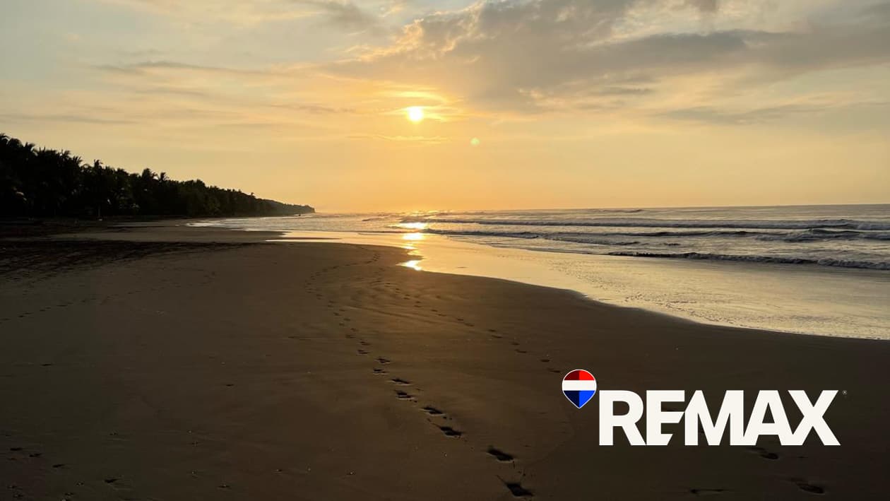 Beachfront Opportunity in Esterillos Este | Build Your Dream Home