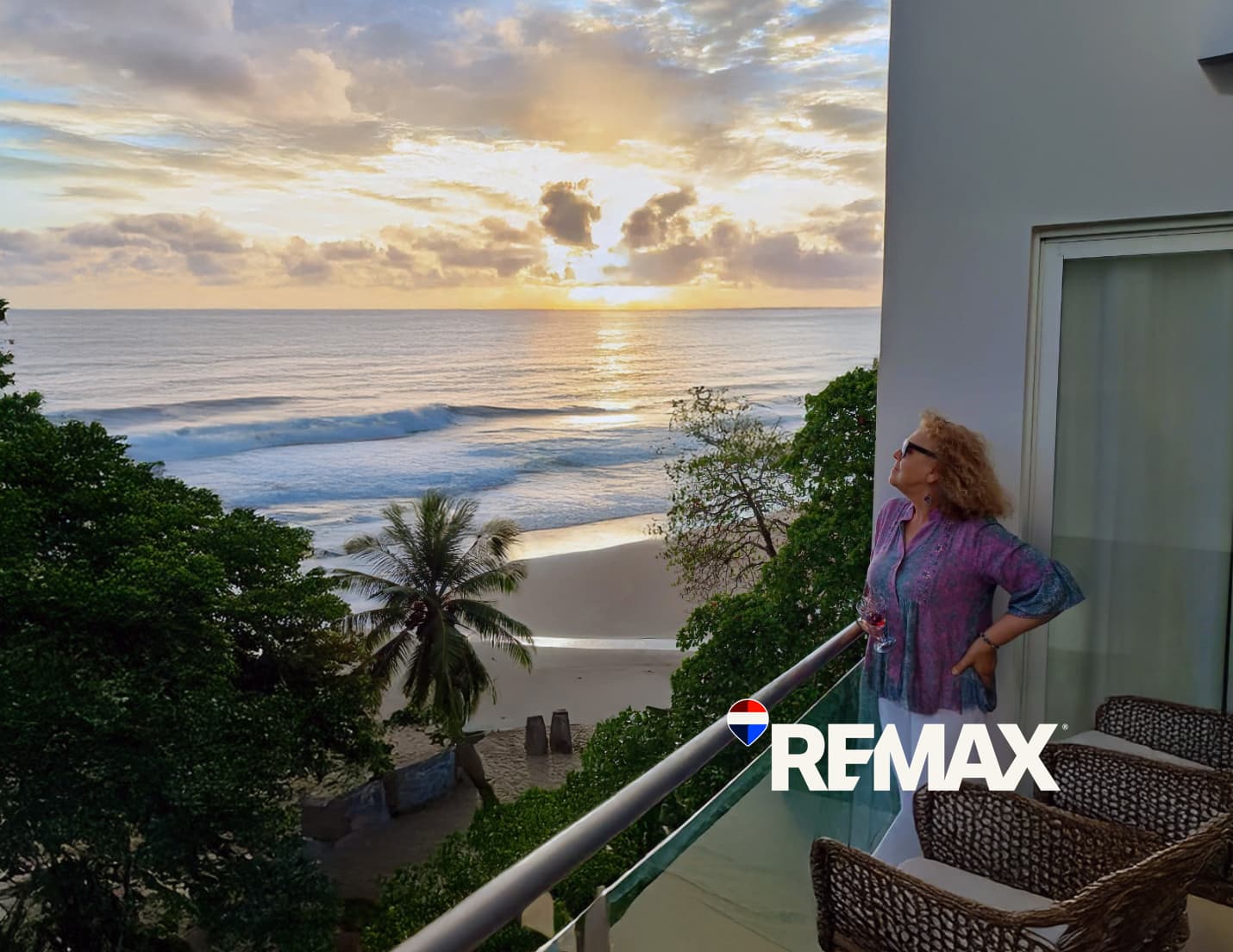 Beachfront Penthouse | Titled Property in Bejuco