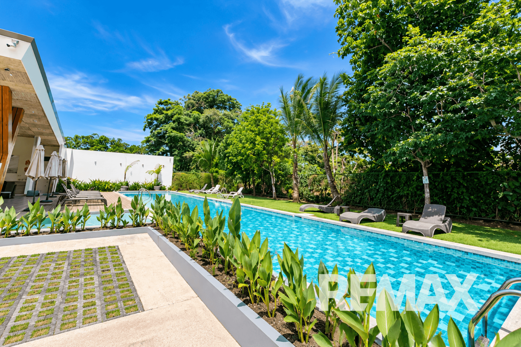 Modern Tropical Retreat in Jaco Beach, photo 24