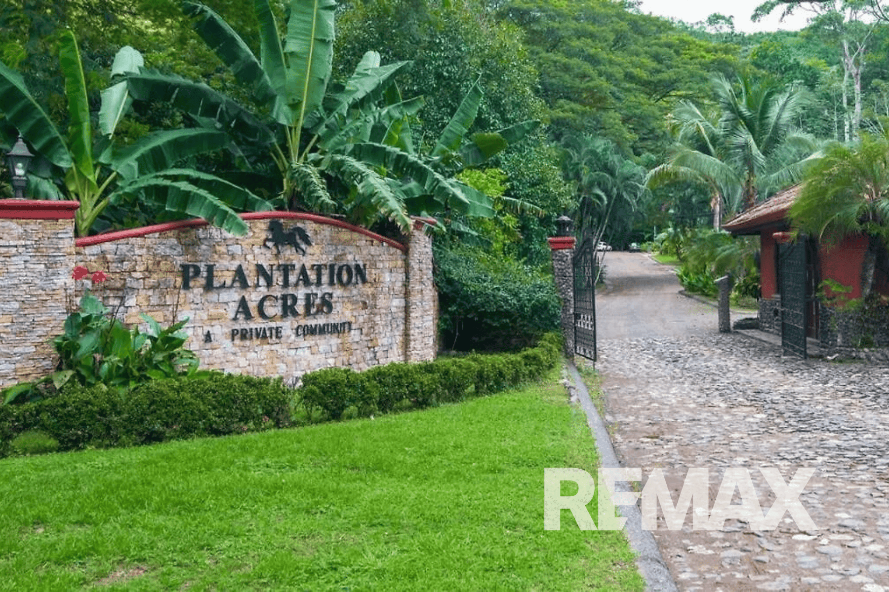 Villa Azulita  – Private Tropical Retreat