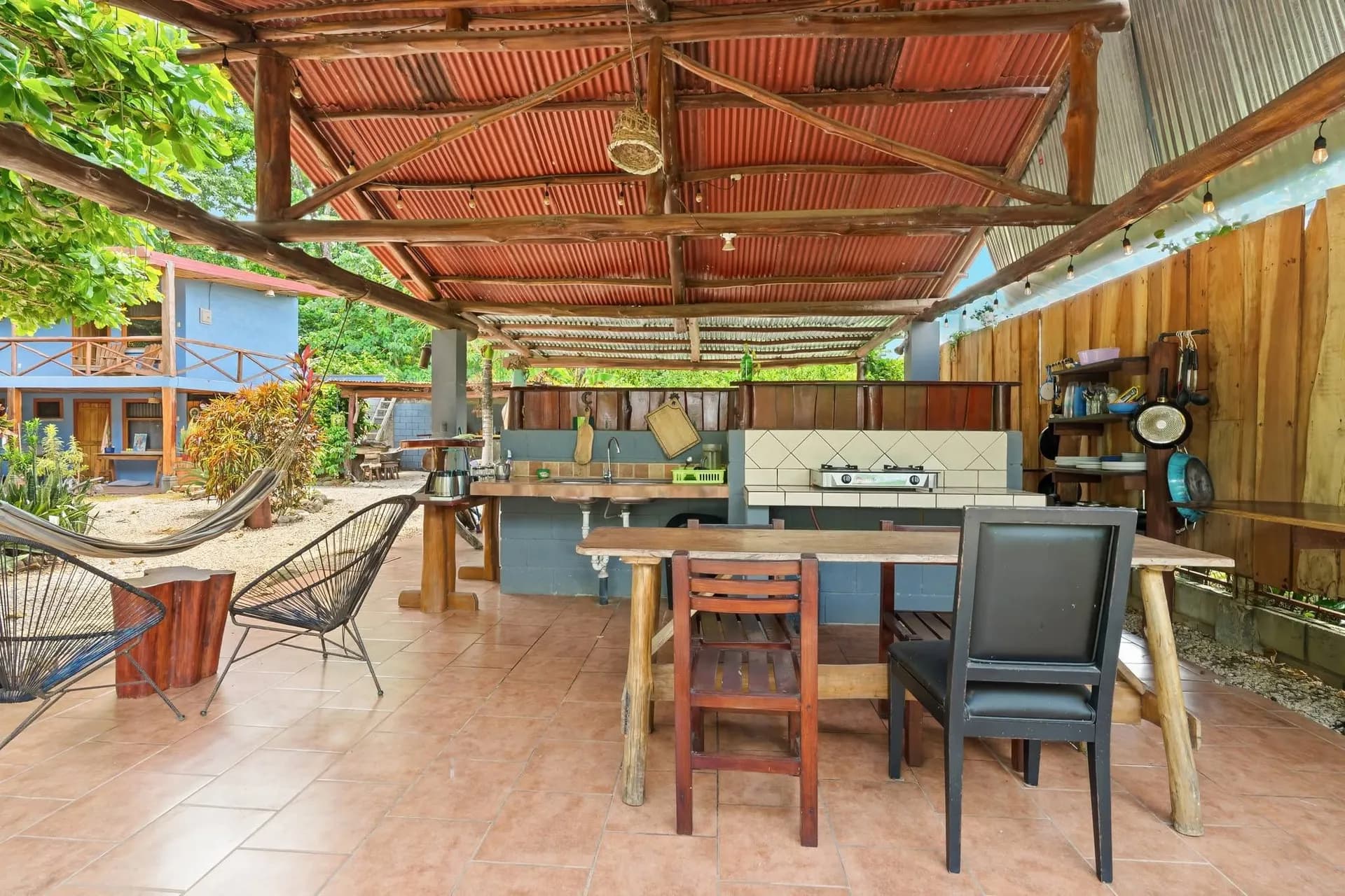 6 Unit Casada Opportunity - Pineapples!!, photo 8