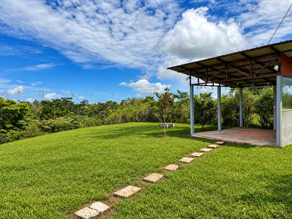 Modern Cabin on Huge Property in Tilaran near Lake Arenal Costa Rica for Sale, photo 12