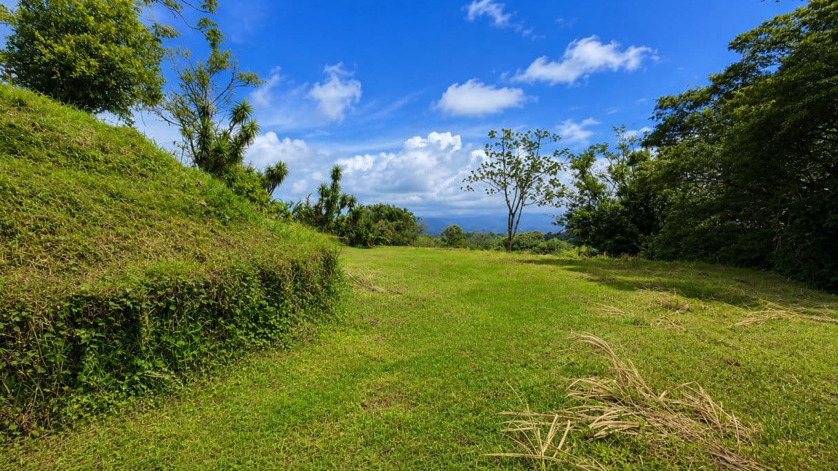 Panoramic Lake Arenal Estate Parcel - 1.97 Acres with Panoramic Views & Exceptional Development Potential, photo 12