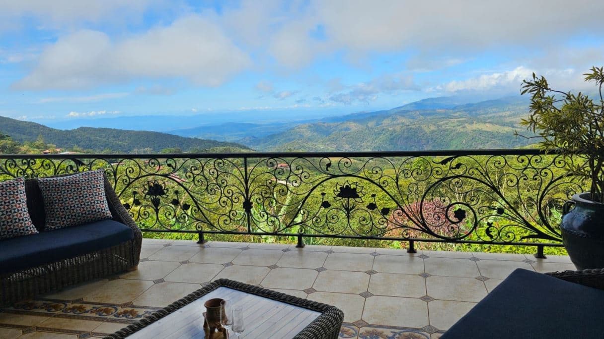 Luxurious Hilltop Estate in Costa Rica: A Private Oasis with Unparalleled Views, photo 8
