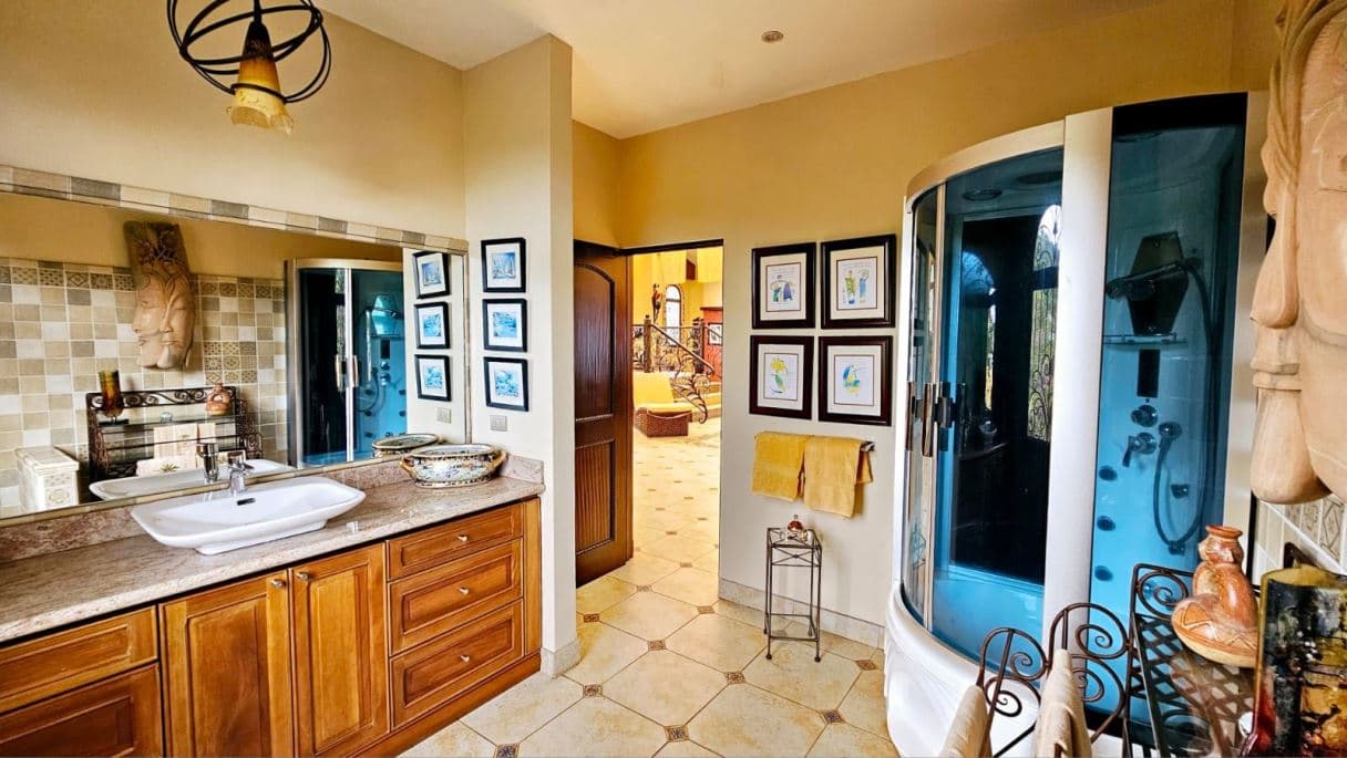 Luxurious Hilltop Estate in Costa Rica: A Private Oasis with Unparalleled Views, photo 21