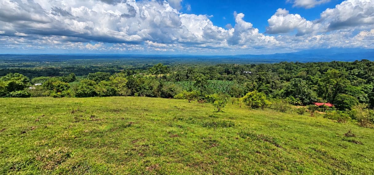 Private Waterfall + Arenal Volcano Views + Build-Ready 3.7-Acre Development Site, photo 3