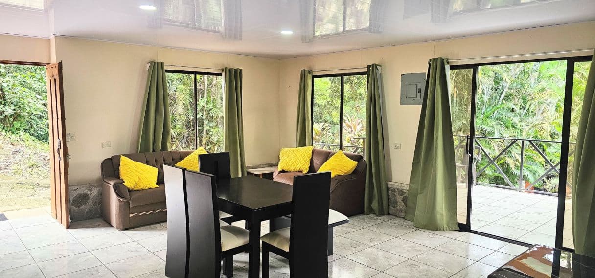 8,000 m² Riverfront Property in La Tigra | Home, Pool, Cabina & Business Potential, photo 3