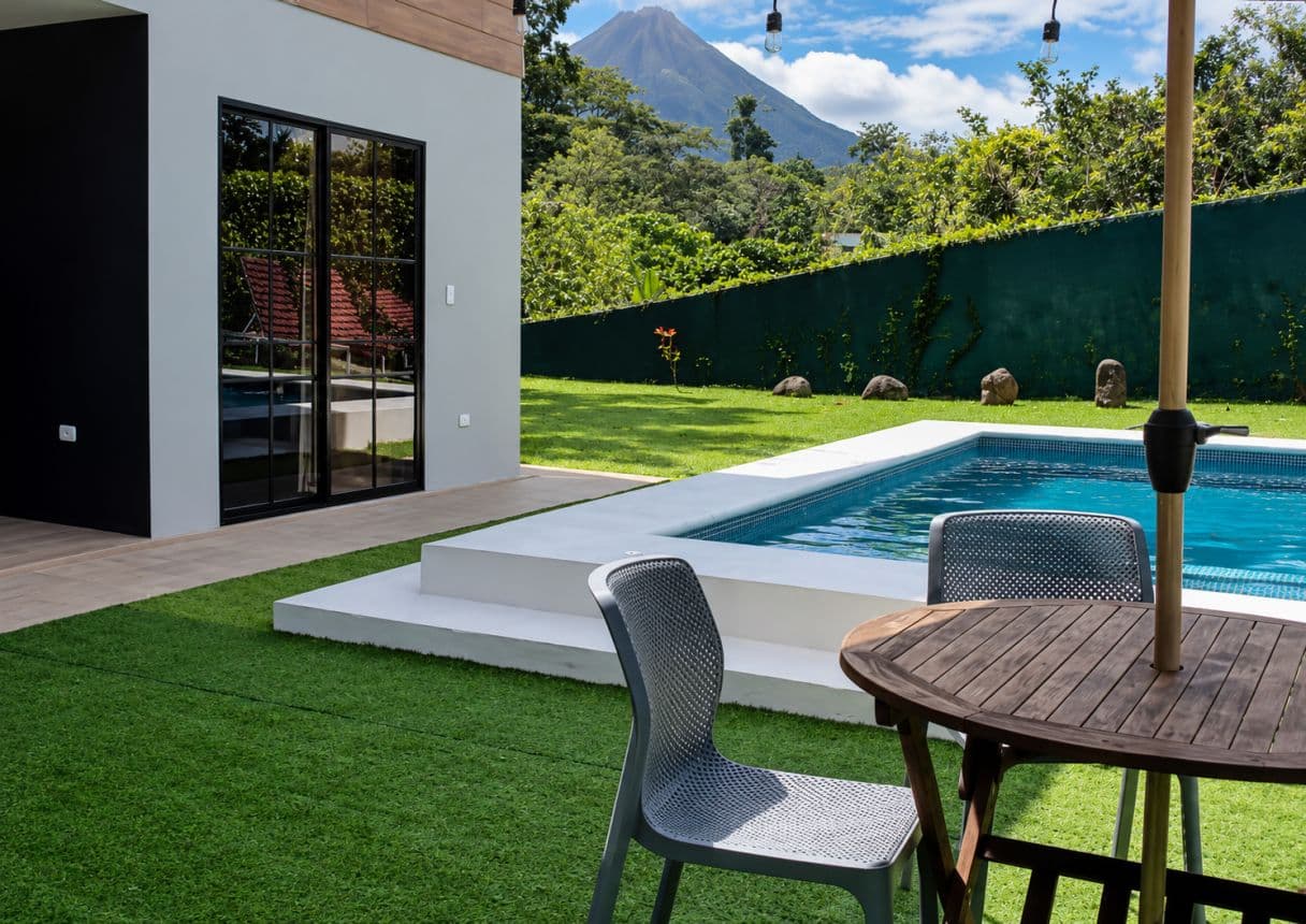 Furnished Home with Private Pool and Arenal Volcano Views – 3 Minutes from Downtown La Fortuna, photo 3