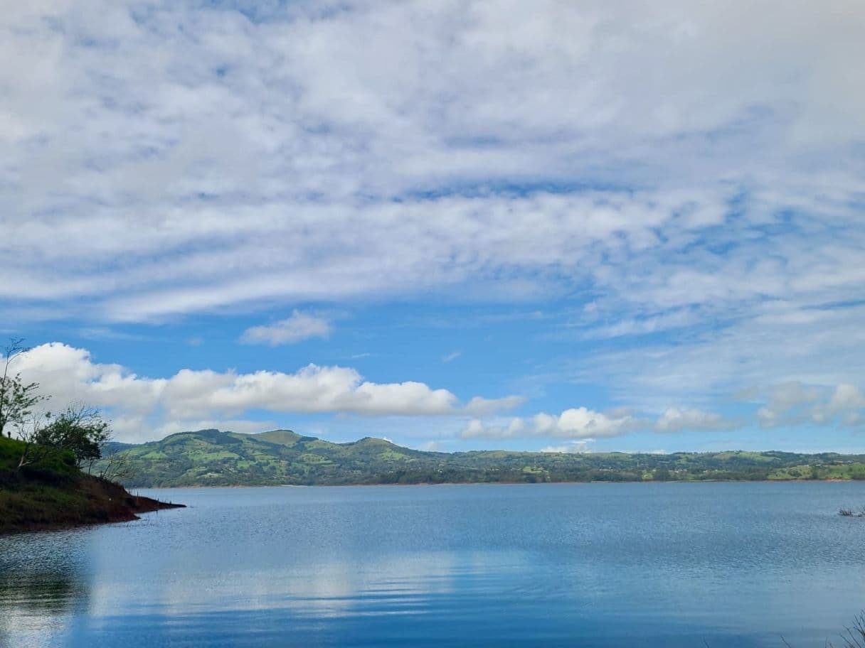 Turnkey Lakefront Home with Private Access, Expansion Potential, and Strong Rental Appeal in Nuevo Arenal, photo 16