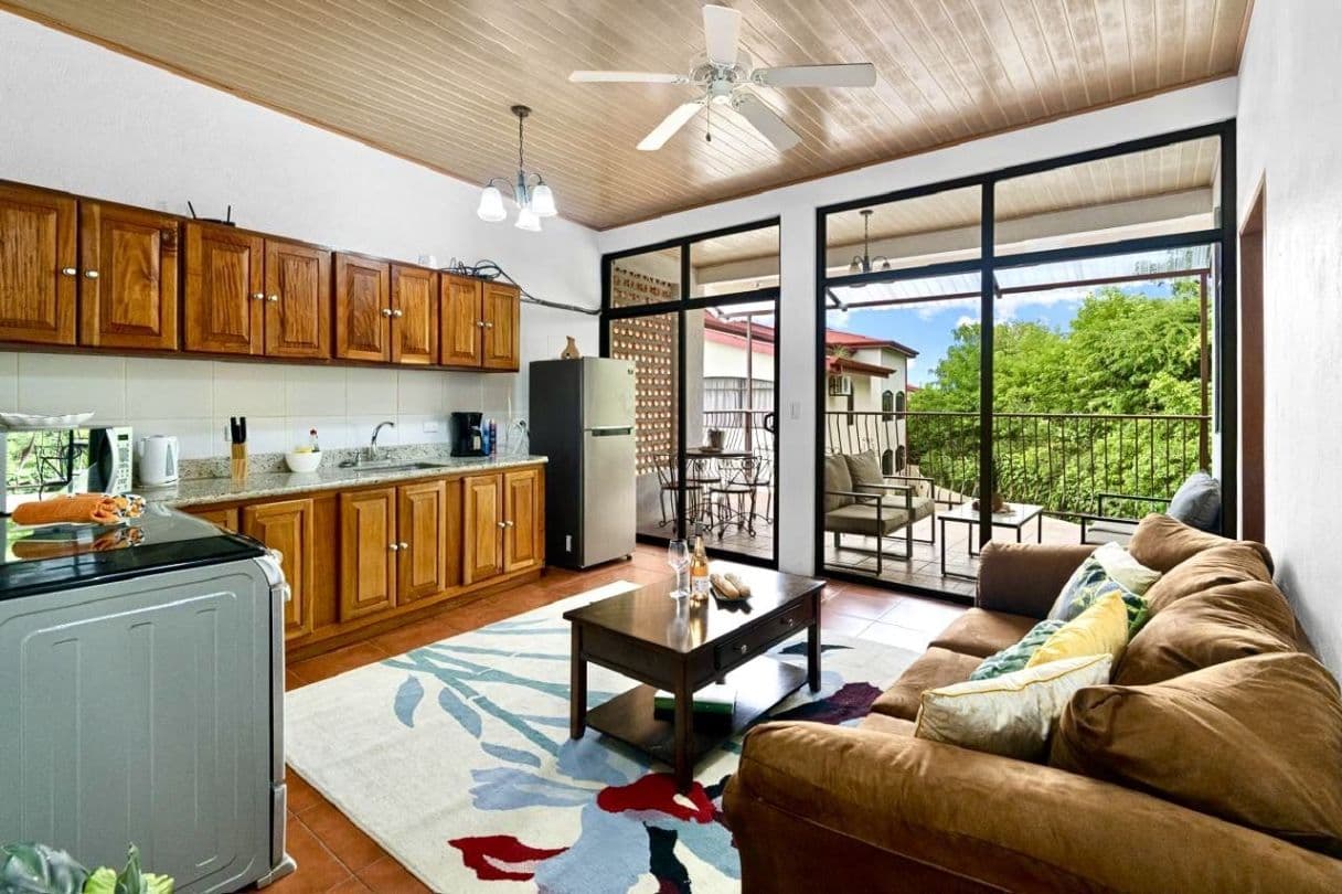 Prestigious 19-Bedroom Coastal Estate with Development Potential in Playa del Coco, photo 28
