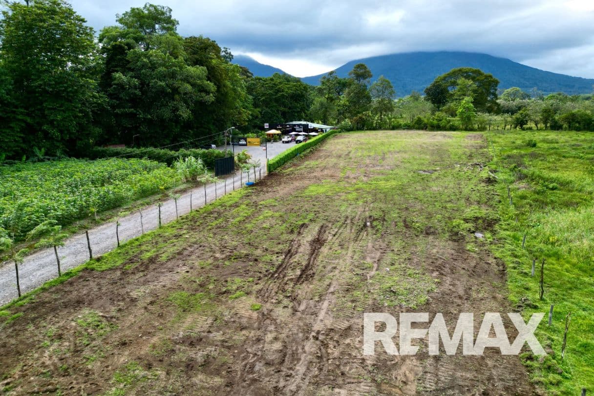 Prime 6,884 m² Central Development Land – La Fortuna, San Carlos, Alajuela - Arenal Volcano Views, photo 7