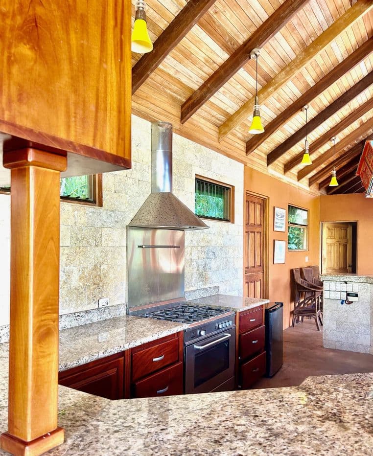 Waterfront Lake Arenal Villa with Guest Casita in Exclusive Buena Vista Community, photo 32