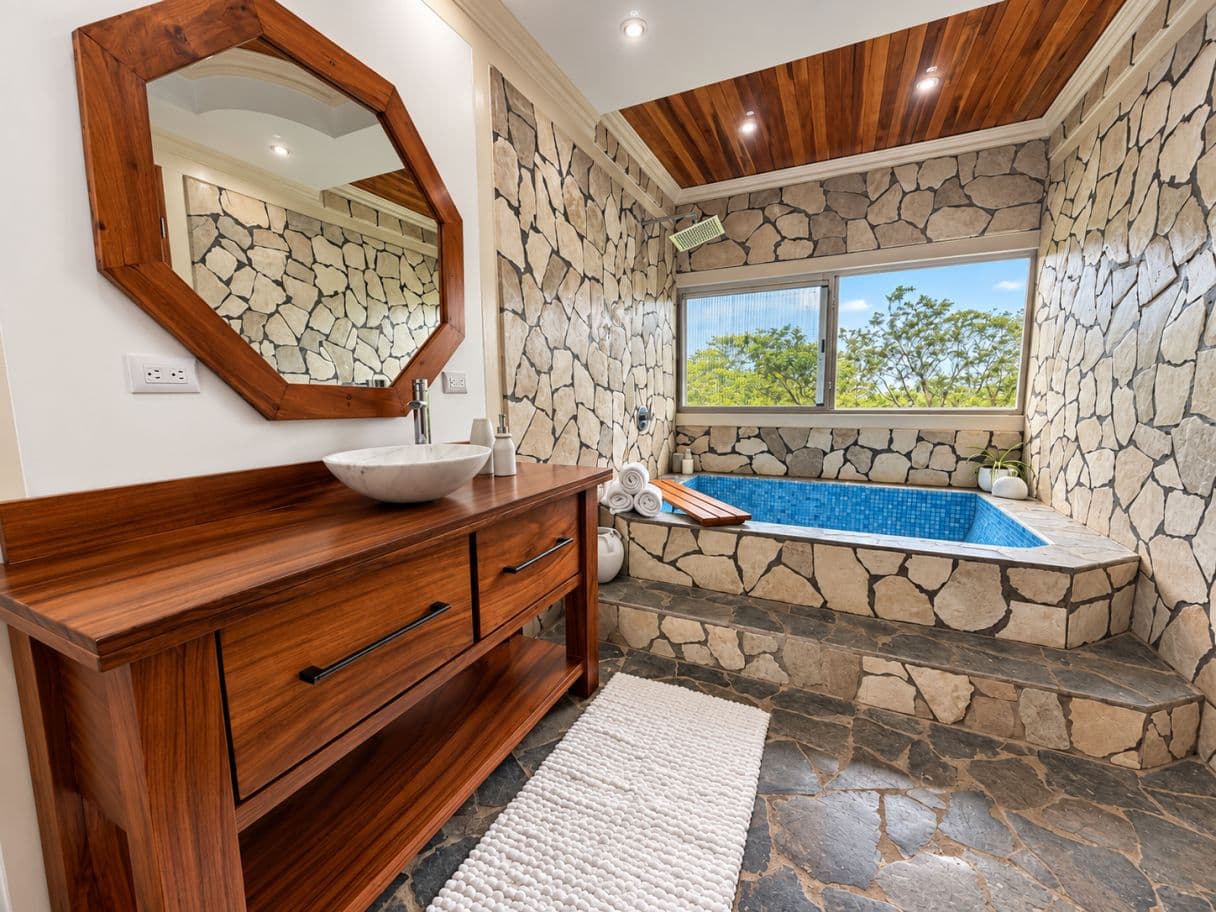 A Private Resort Estate Above Lake Arenal, photo 21
