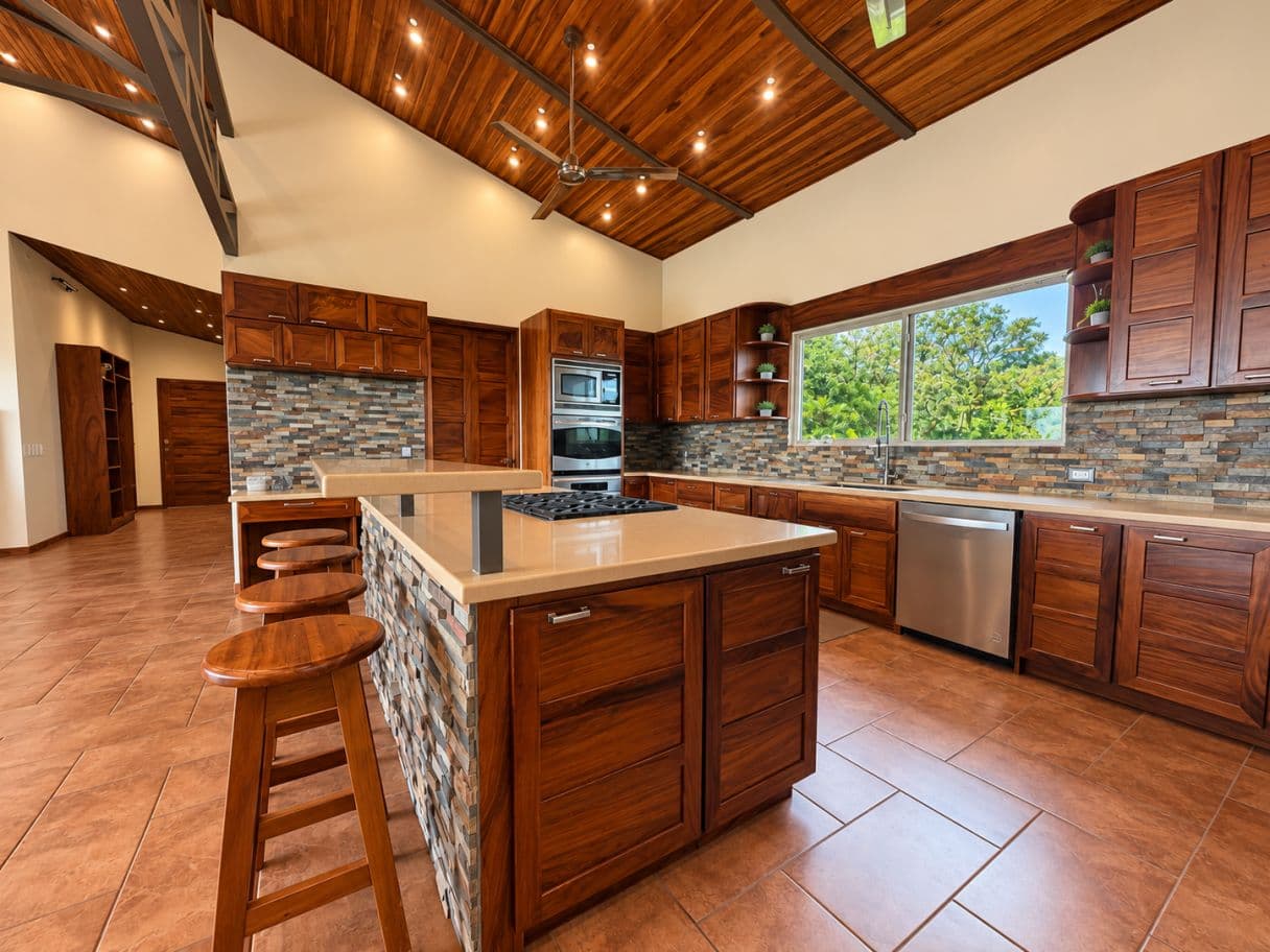 A Private Resort Estate Above Lake Arenal, photo 11