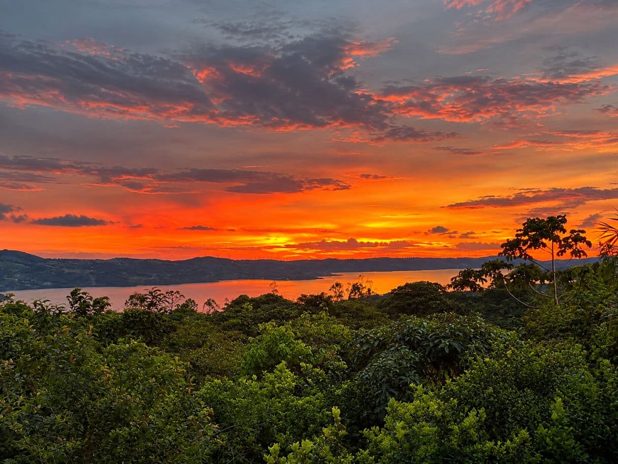 A Private Resort Estate Above Lake Arenal, photo 3