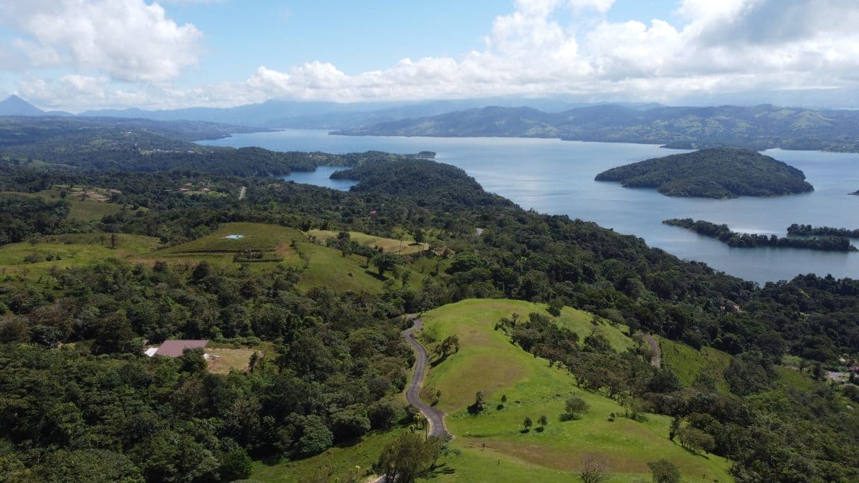 Lake & Volcano View Farm in Río Piedras de Arenal, Guanacaste, photo 15