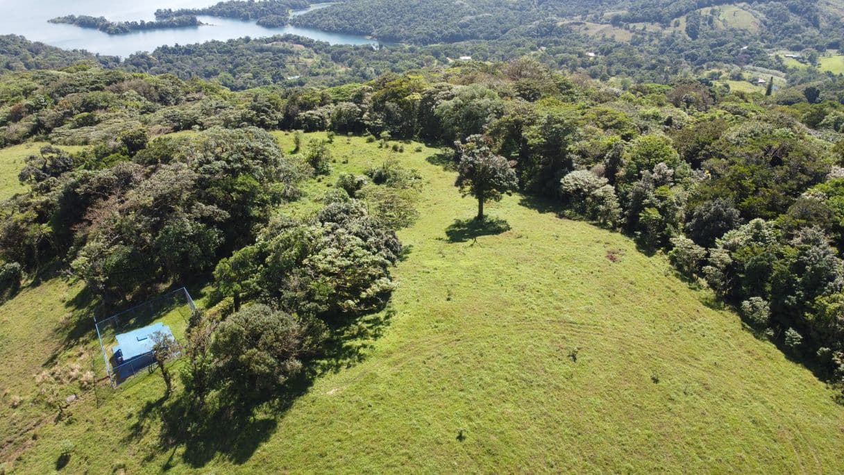 Lake & Volcano View Farm in Río Piedras de Arenal, Guanacaste, photo 3
