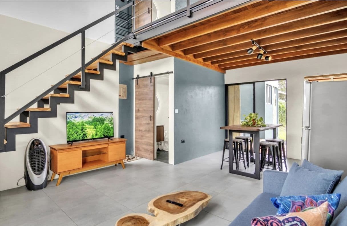 Turnkey Modern Home with Private Jacuzzi in La Fortuna, photo 2