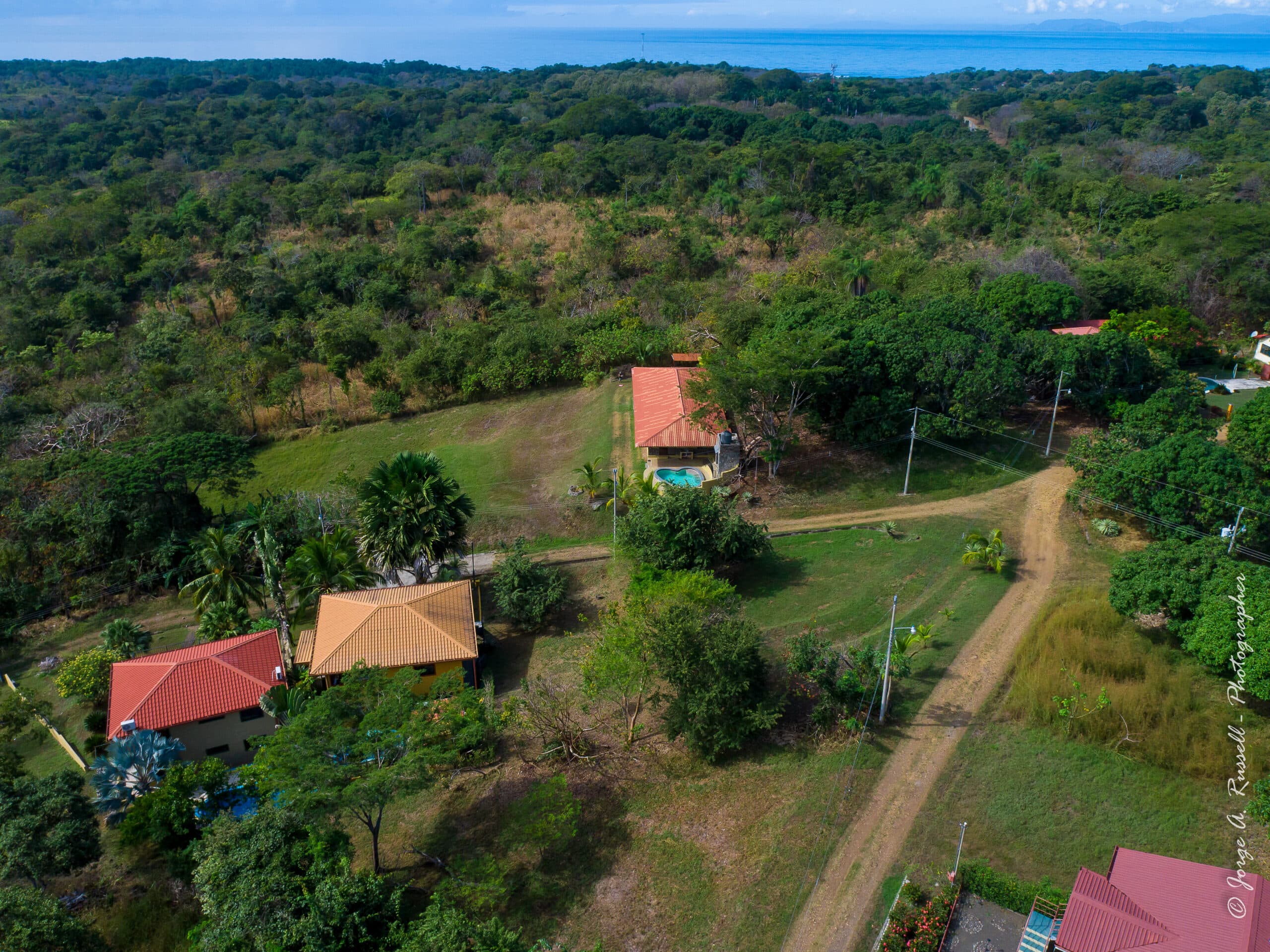 House With Pool On 0.75 Acre Close To The Beach, photo 6