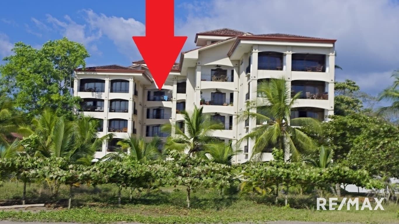 Tres Regalos 2-bedroom Oceanfront Condo, photo 2