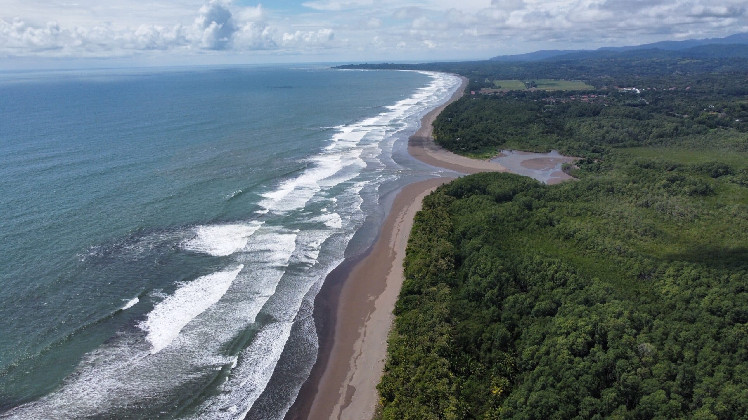 270 acres with 3 km of private beach, photo 3