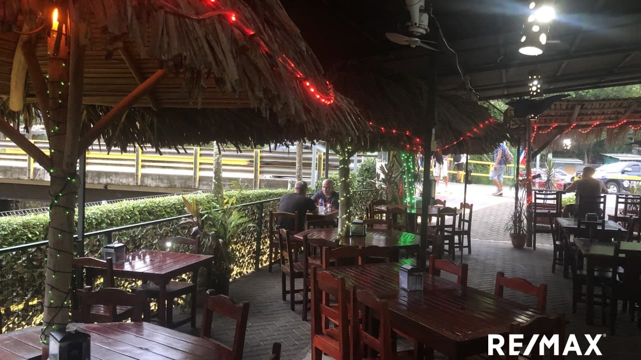 Iconic Italian Restaurant & Pizzeria in Jaco – Rioasis, photo 19