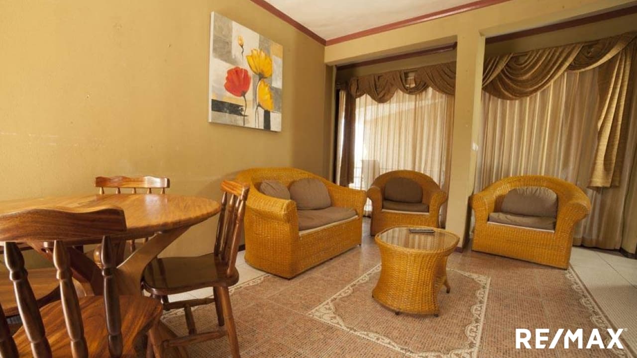 Prime Beachfront Hotel Investment, photo 9