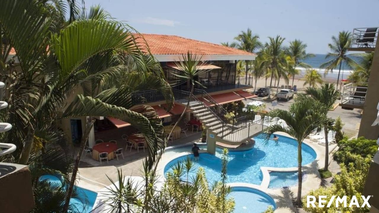Prime Beachfront Hotel Investment, photo 16
