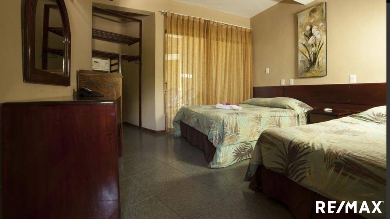 Prime Beachfront Hotel Investment, photo 17
