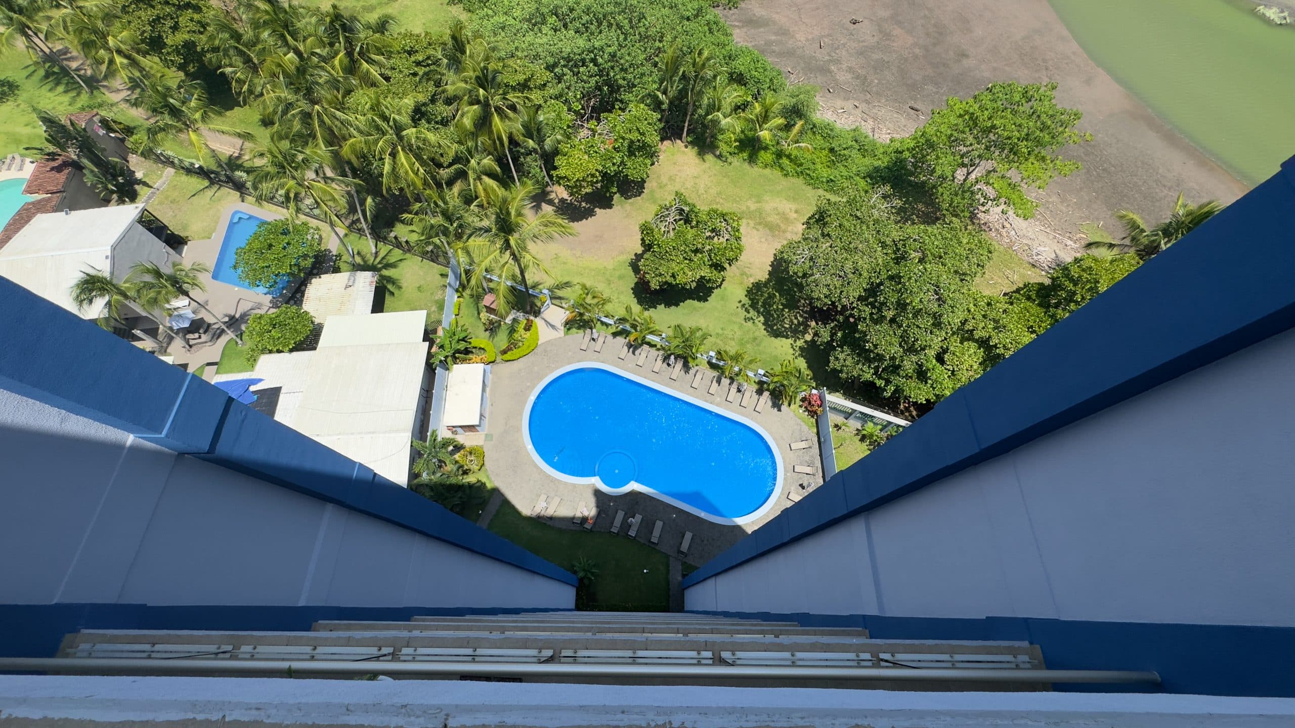 Scenic Oceanfront Condo Breakwater Point Jaco, photo 6