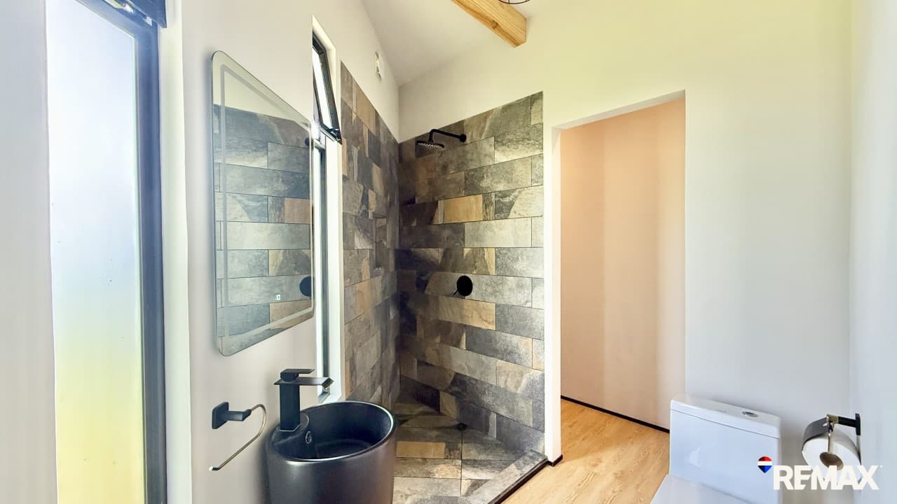 Modern Jungle Retreat, photo 22