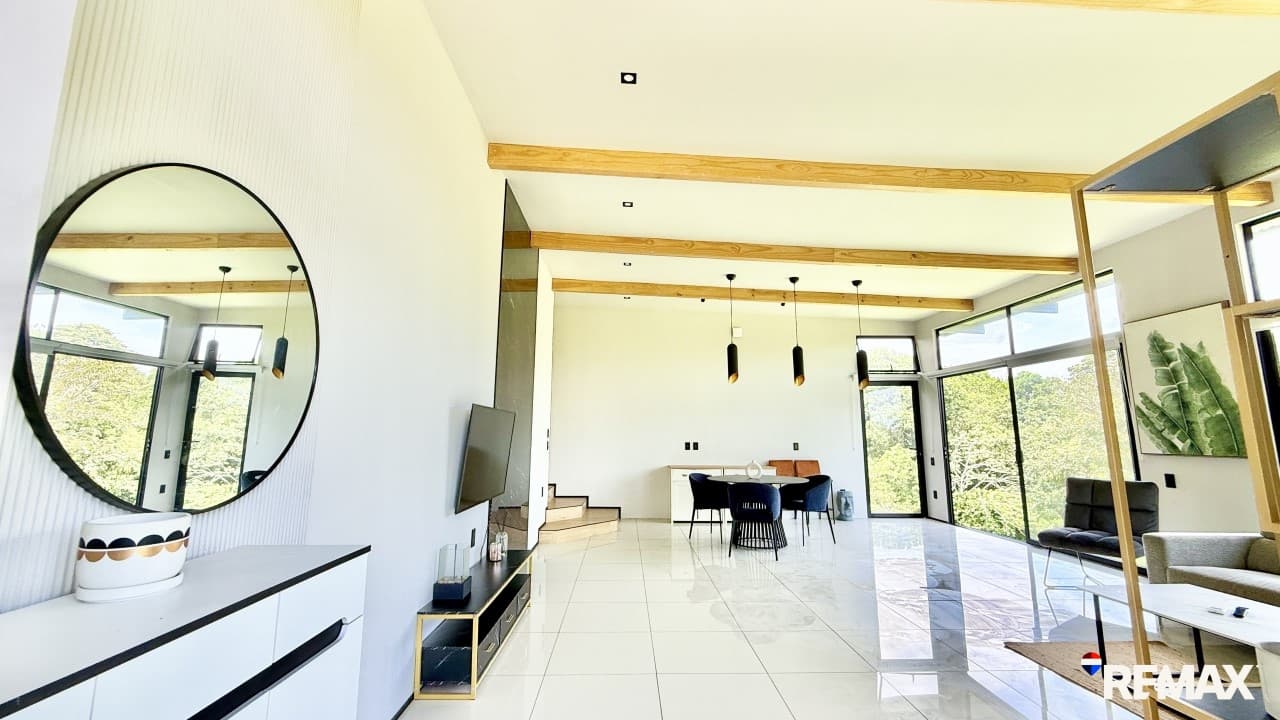 Modern Jungle Retreat, photo 12