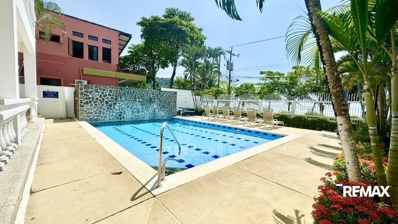 Beachfront Dream Condo Ocean View!, photo 24