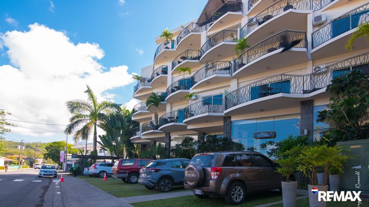 Turnkey 2-Bedroom Condo with Lock-Off, photo 27