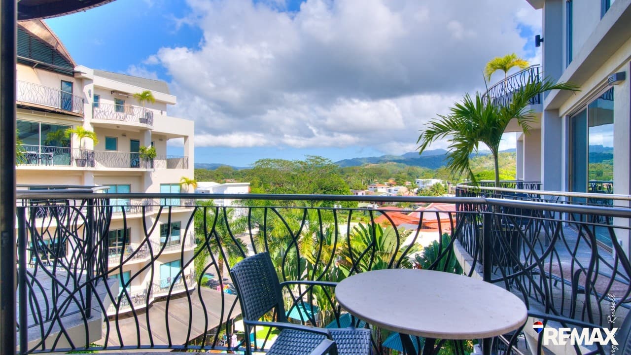 Turnkey 2-Bedroom Condo with Lock-Off, photo 28