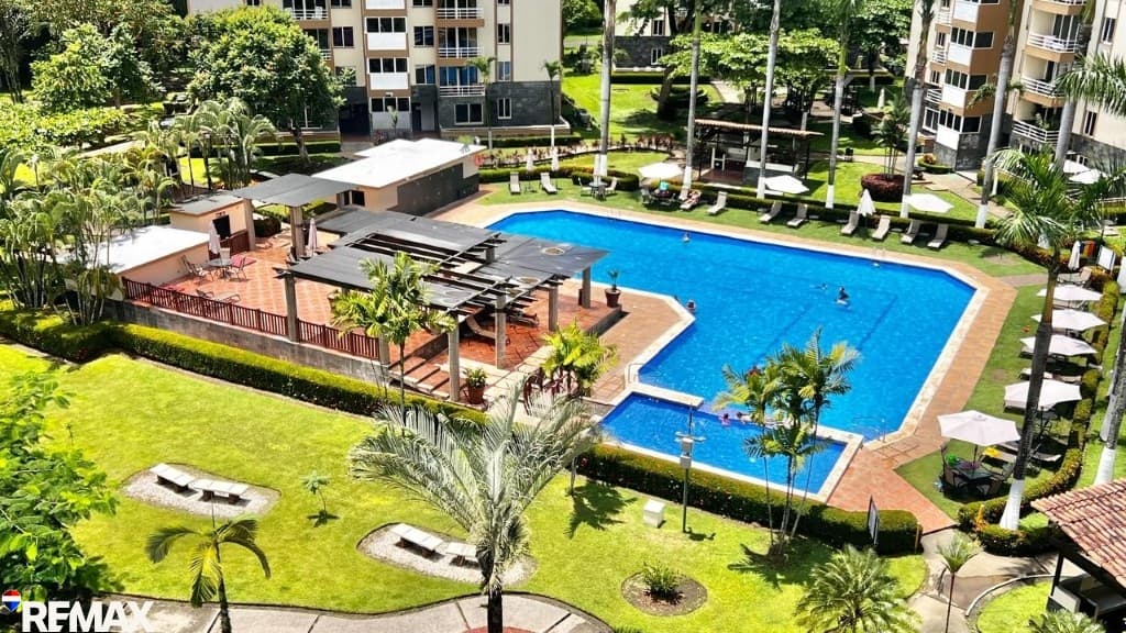 Two Bedroom Penthouse Condo with Pool View I Jaco Beach, photo 3