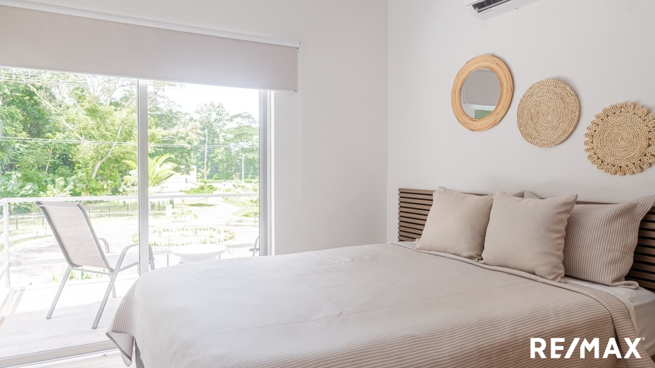 Gated Turnkey Coastal Escape, photo 7
