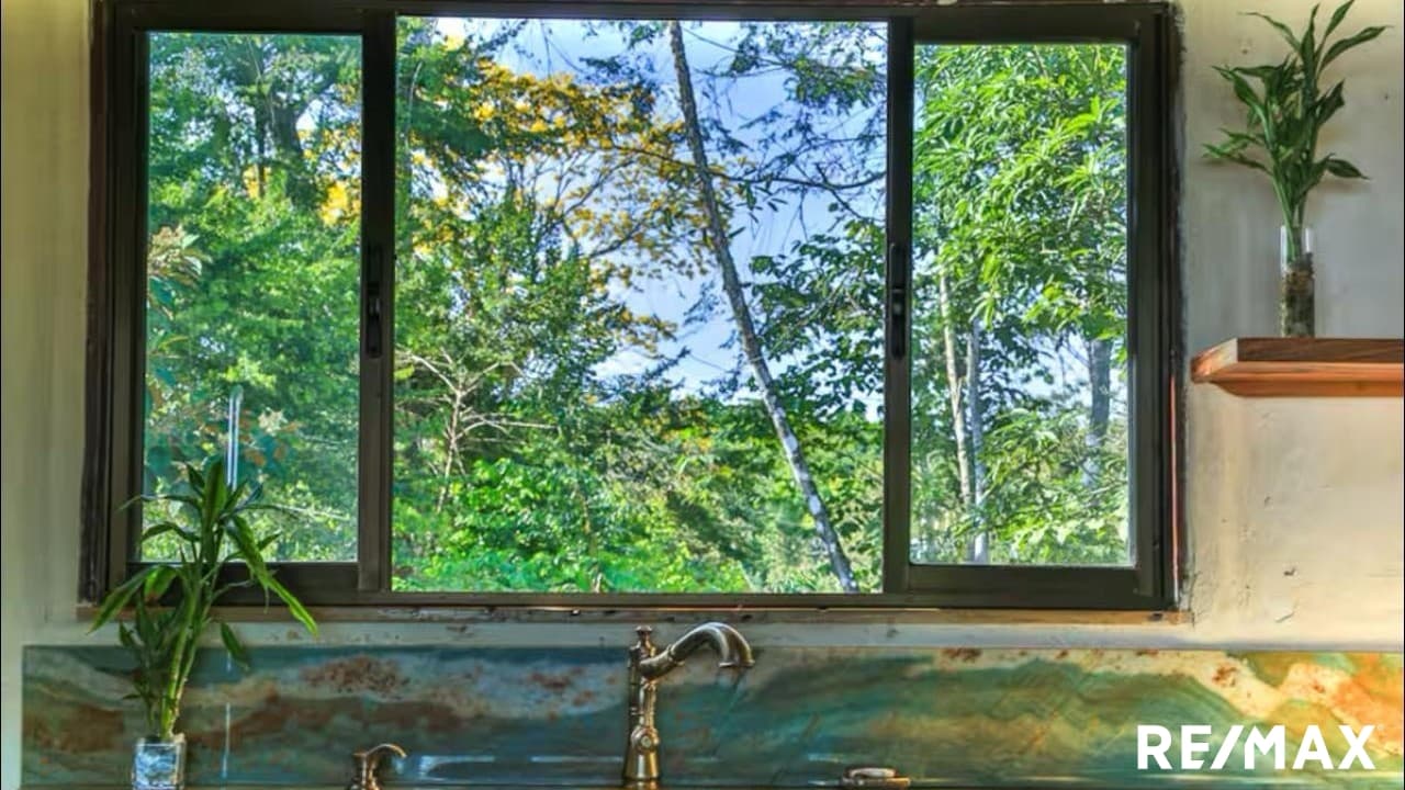 Oceanview Multi-Home Property, photo 5