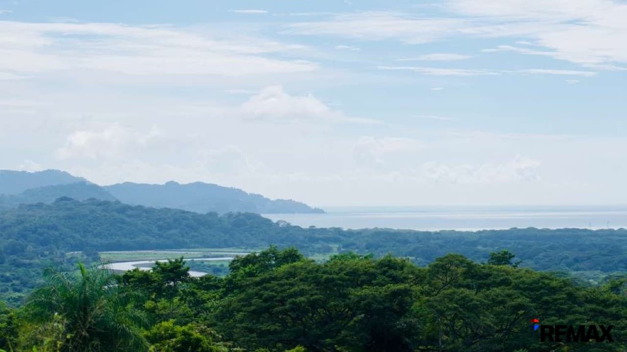 Prime Development Land in Tarcoles
