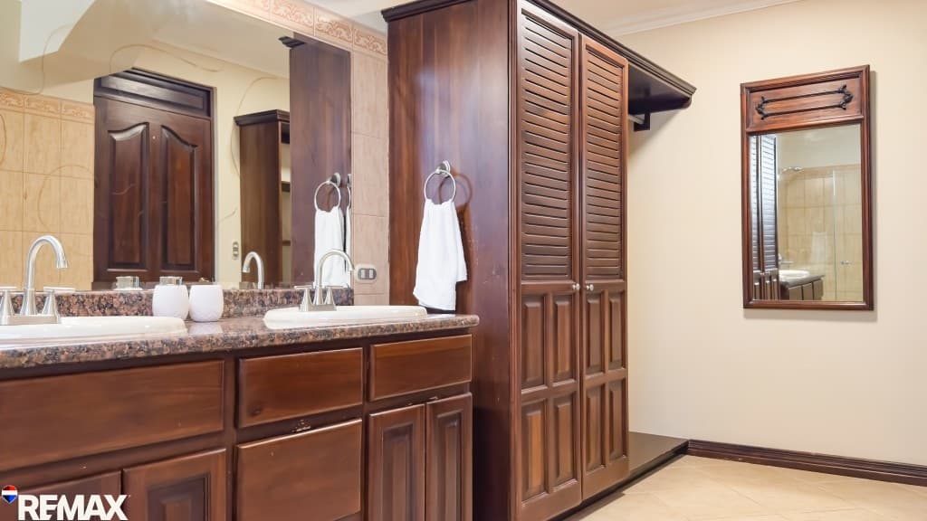 Spacious 3-Bedroom Condo I Pacific Sun, photo 13