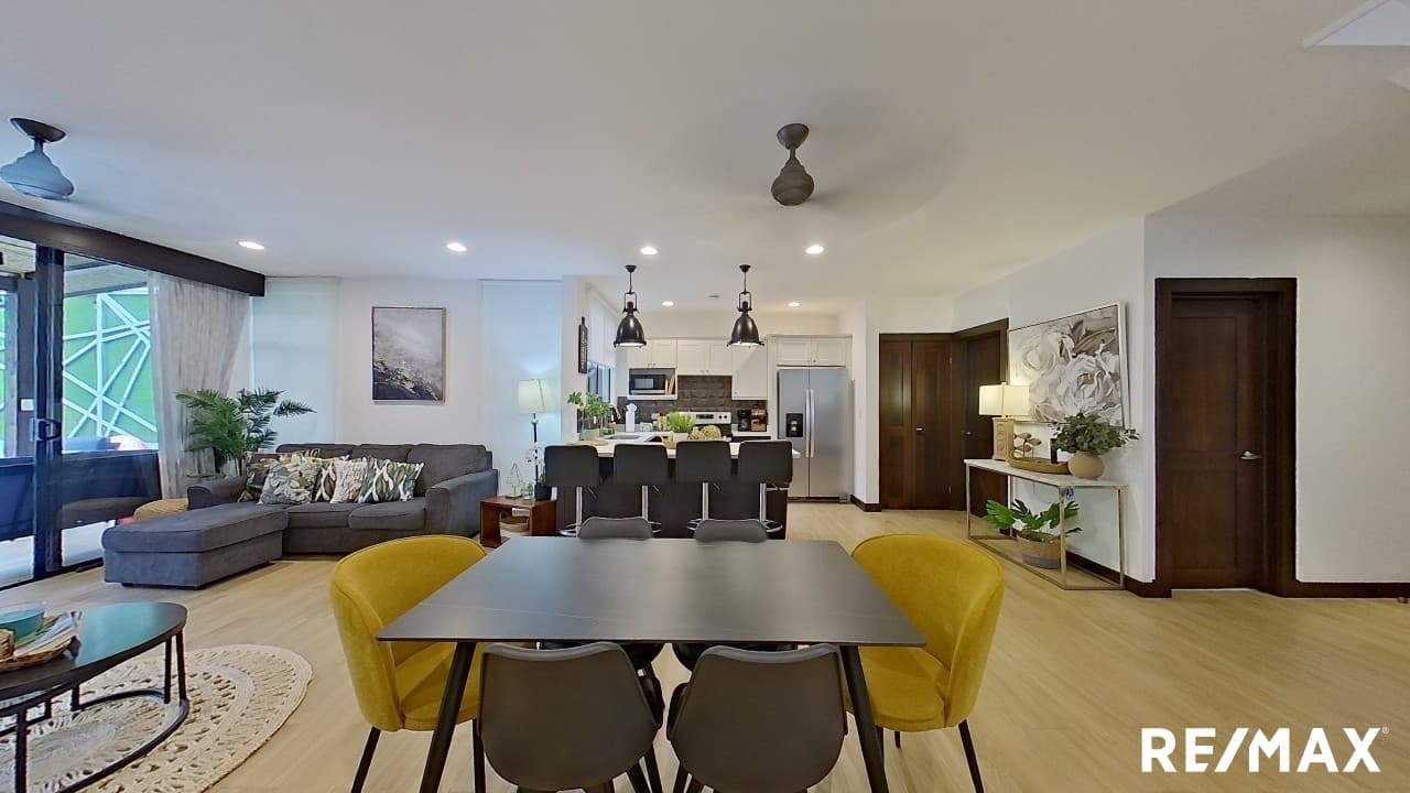 Modern Home | Beach walking distance, photo 7