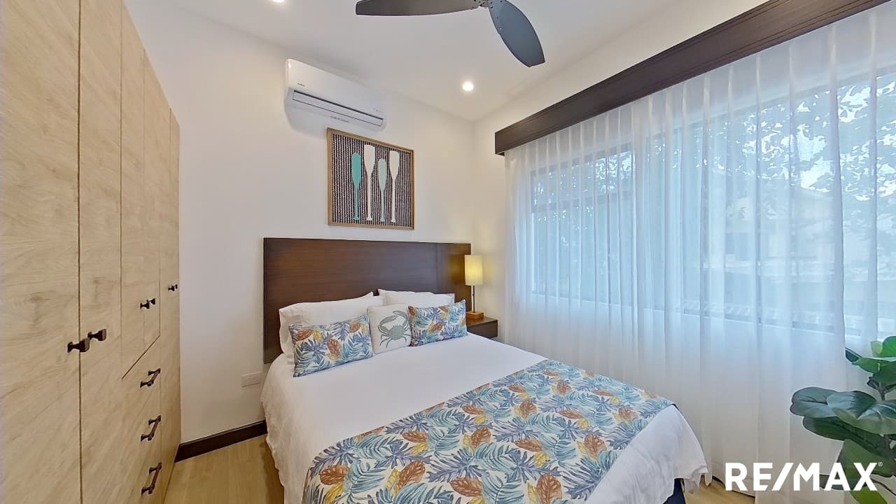 Modern Home | Beach walking distance, photo 17