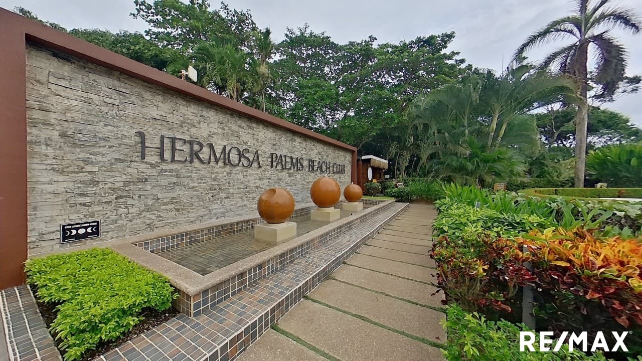 Modern Home | Beach walking distance, photo 25