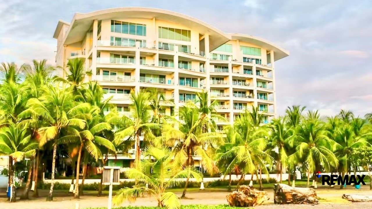 Beachfront Condo in Jacó Paradise, photo 18