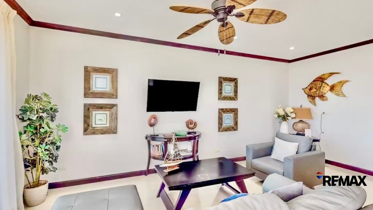 Beachfront Condo in Jacó Paradise, photo 3