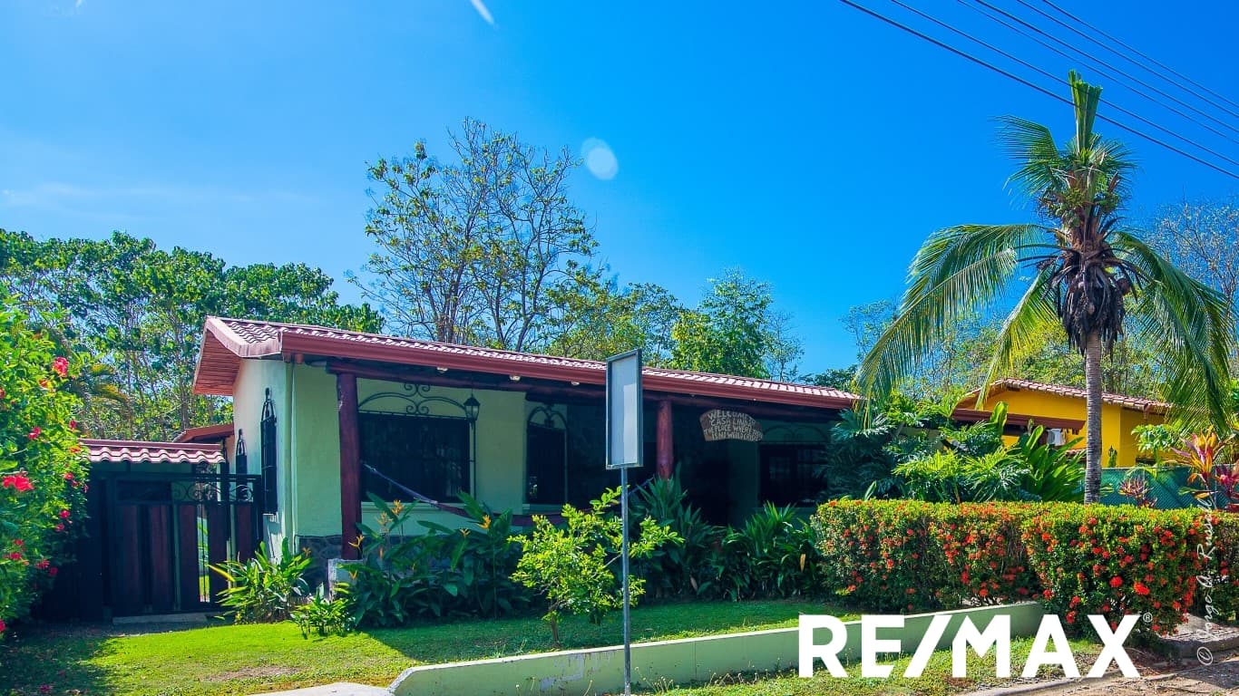 3-Bedroom Tropical Retreat | Private Pool | Opera Salvaje, photo 13